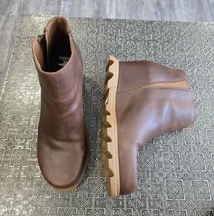 🐢 Sorel Joan of Arctic II Waterproof Wedge Boot Size 11